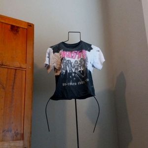 Kiss band crop top
